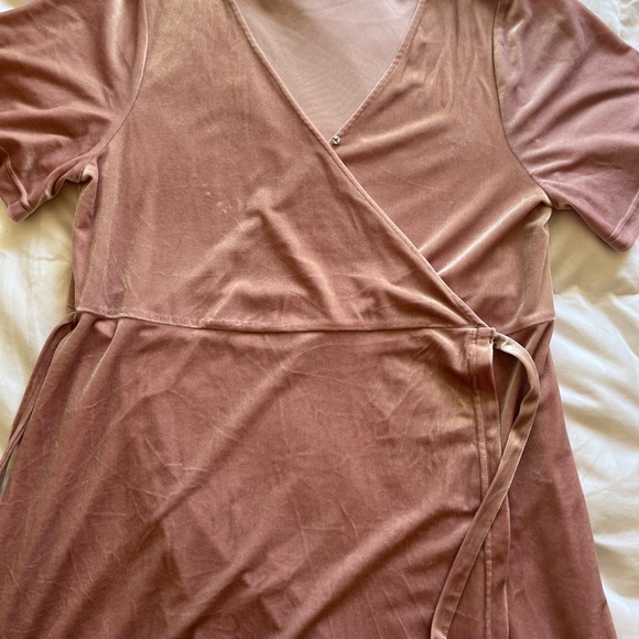 WRAP DRESS Blush Pale Pink, Velour Velvet Pink Thread Sz M-L - Picture 2 of 7
